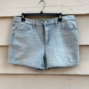 NWT classic denim shorts